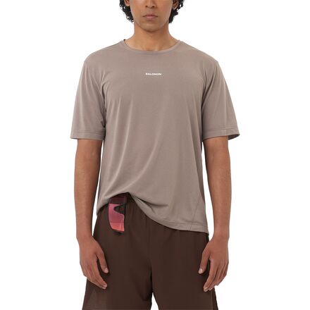 樂天商城 - (取寄) サロモン メンズ コア ショートスリーブ T-シャツ - メンズ Salomon men Shkout Core Short-Sleeve T-Shirt - Men's Iron