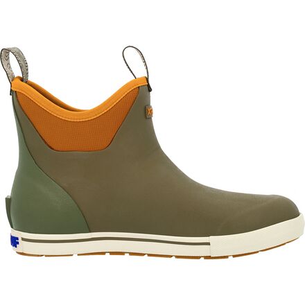 Rakuten - (取寄) エクストラタフ メンズ キャンプ 6インチ アンクル デック ブーツ - メンズ Xtratuf men Camp 6in Ankle Deck Boot - Men's Dark Olive