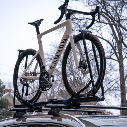 (取寄) ロッキーマウンツ ルーフ バイク ラック RockyMounts MachTen Roof Bike Ra...