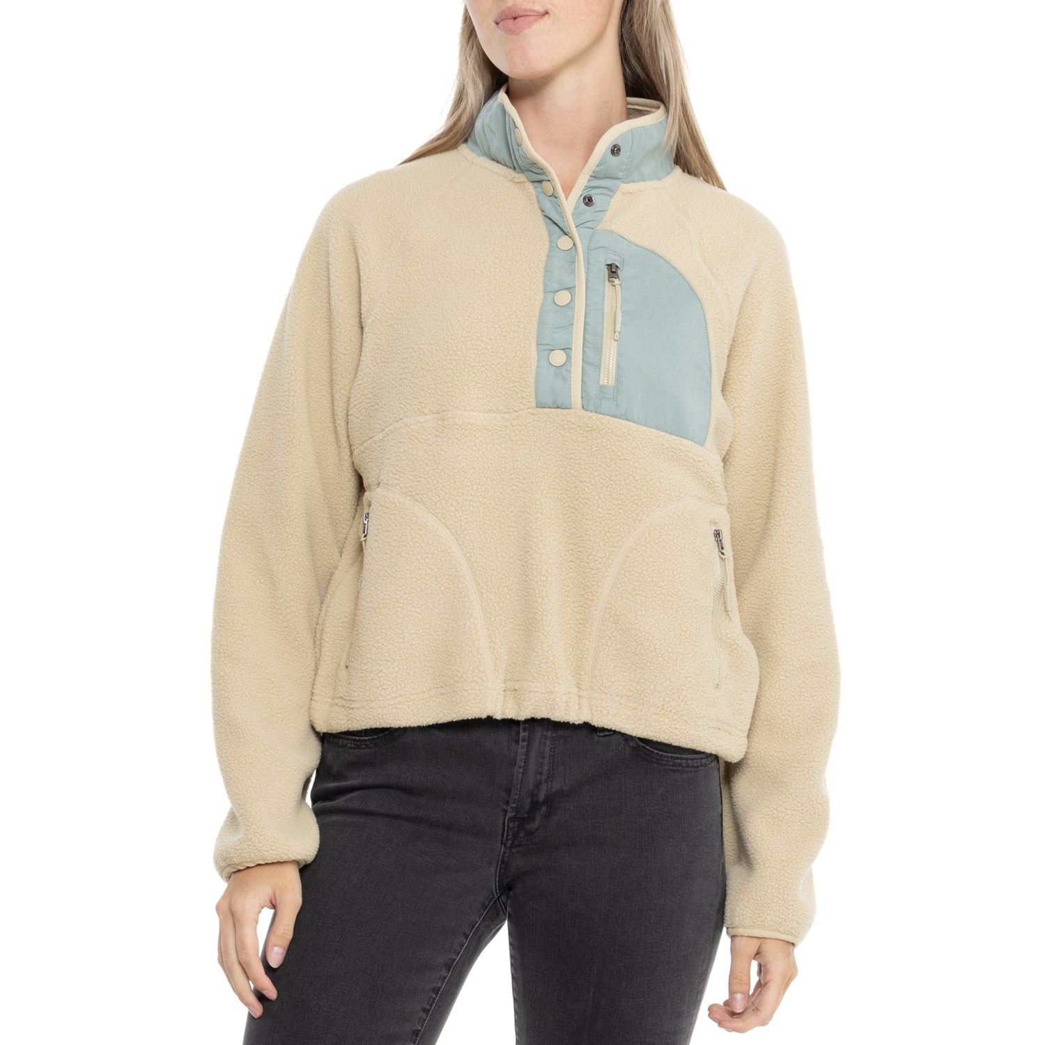 ■商品詳細■ブランドKyodan Outdoorキョーダンアウトドア■商品名Snap-Neck Fleece Shirt - Long Sleeve スナップネック フリース シャツ - ロング スリーブ■商品状態新品未使用・並行輸入品■色Ouyster/Iceberg2枚目以降は参考画像となります。詳細モックネックカラー-ジップチェストポケット-ジップハンドポケット-袖口はエラスティック-バウンド-裾のドローコード■備考(取寄) キョーダンアウトドア スナップネック フリース シャツ - ロング スリーブ Kyodan Outdoor Snap-Neck Fleece Shirt - Long Sleeve Ouyster/IcebergKyodan Outdoor レディース ジャケット トップス アウトドア ウェア ハイキング 登山 マウンテン 山ガール ファッション ブランド 大きいサイズ ビッグサイズsi-6tmwn