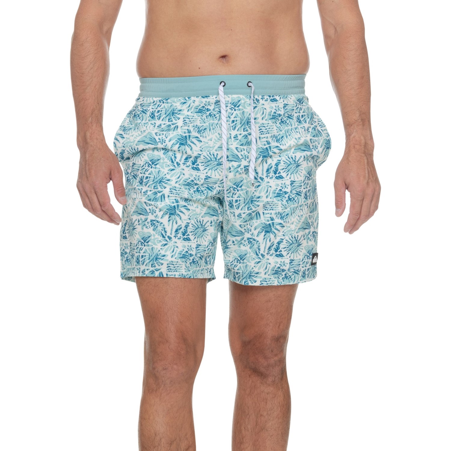 ■商品詳細■ブランドQuiksilverクイックシルバー■商品名Treasure Volley Swim Shortsクイックシルバー トレジャー ボレー スイム ショーツ■商品状態新品・並行輸入品■色Jade Gray2枚目以降は参考画像となります。詳細滑らかなストレッチ織りのシェル-通気性と速乾性-ドローストリング付きゴムウエスト-ハンドポケット-タッチ ファスナー クロージャーとドレン グロメットを備えたバック ポケット-メッシュライナー内蔵ショーツ-輸入品■備考(取寄) クイックシルバー メンズ クイックシルバー トレジャー ボレー スイム ショーツ Quiksilver men Treasure Volley Swim Shorts Jade GrayQuiksilver メンズ 水着 スイムウェア ブランド カジュアル ファッション 男性 大きいサイズ ビックサイズsi-8YJCD