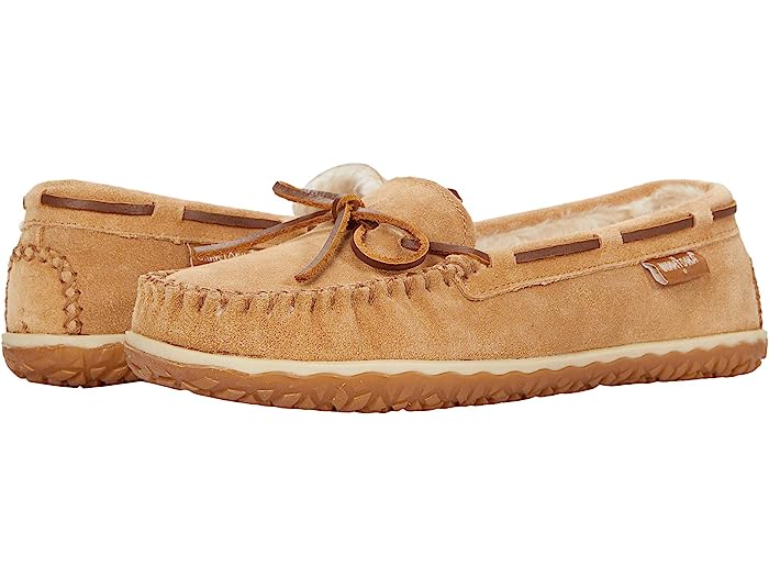 ■商品詳細■ブランドMinnetonka ミネトンカ■商品名Minnetonka Tiliaティリア■商品状態新品未使用・並行輸入品■色Cinnamon■詳細ミネトンカティリアモカシンで快適な生活を。スリッポンシューズは、全体にネジ山のある弓のディテールとクラシックなステッチのディテールを備えた柔らかいスエードアッパーを誇っています。-人工のハイパイルライニングと取り外し可能な輪郭のフットベッド。-MinnTREADアウトソールは、トラクションと大きく交換されています。-製品の寸法は(9 幅 M)サイズを用いてます。 寸法はサイズによって異なる場合がございます。予めご了承下さい。-測定:重量:226.80g■備考(取寄) ミネトンカ レディース ティリア Minnetonka women Minnetonka Tilia CinnamonMinnetonka ミネトンカ ルームシューズ スリッパ シューズ 靴 サンダル ブランド カジュアル ファッション 大きいサイズ ビックサイズ zp-9932161