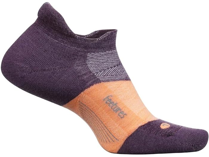 楽天ジェットラグ楽天市場店（取寄） フィーチャーズ メリノ 10 マックス クッション ノー ショー タブ Feetures Feetures Merino 10 Max Cushion No Show Tab Spicy Plum