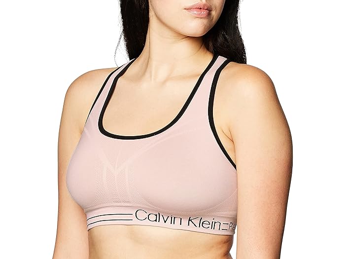 ■商品詳細■ブランドCalvin Klein カルバンクライン■商品名Calvin Klein Women's Performance Moisture Wicking Medium Impact Reversible Seamless Sports Braウィメンズ パフォーマンス モイスチャー ウィッキング ミディアム インパクト リバーシブル シームレス スポーツ ブラ■商品状態新品未使用・並行輸入品■色Seashell■詳細ナイロン95％,スパンデックス5％-ベトナム-中国-洗濯機洗い-生地の吸湿発散-リバーシブル-シームレス-ウィッキング■備考(取寄) カルバンクライン レディース ウィメンズ パフォーマンス モイスチャー ウィッキング ミディアム インパクト リバーシブル シームレス スポーツ ブラ Calvin Klein women Calvin Klein Women's Performance Moisture Wicking Medium Impact Reversible Seamless BraCalvin Klein カルバンクライン ブラジャー レディース ブランド スポーツブラ 大きいサイズ スポブラ 下着 ファッション 女性 かわいい 正規品 zp-9631511