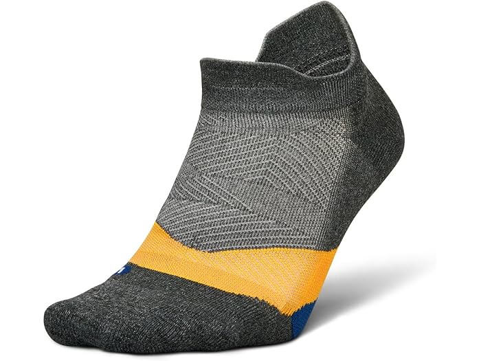 ■商品詳細■ブランドFeetures フィーチャーズ■商品名Feetures Elite Light Cushion No Show Tabエリート ライト クッション ノー ショー タブ■商品状態新品未使用・並行輸入品■色Iron Seal■詳細これらのFeeturesエリートライトクッションノーショータブソックスは、何マイルも快適に過ごせるように設計されています。-ノーショーカットにより、靴下が見えなくなり、足がドライで快適になります。-足首のすぐ下で止まる適度な股上とタブヒールの襟付きの靴下。-ワンペアパックで販売。-TargetedCompressionの特許技術は、優れた快適性とサポートのためにアーチに圧縮を集中させます。-ターゲット圧縮-特許取得済みのテクノロジーは、アーチに圧縮を集中させ、優れた快適性とサポートを実現します。-アナトミカルドールは、比類のないフィット感と水ぶくれのリスクを軽減するために、特に左足と右足の輪郭を修正します。-iWick合成繊維が湿気を逃がし、足を涼しくドライに保ちます。-Yヒールのデザインは、靴下が靴に滑り込むのを防ぎます。-PerfectToeシームレストゥは、刺激的なトゥシームを排除します。-PerfectToeは、つま先の縫い目を刺激しません。-中重量のクッションは、最小限の感触で衝撃保護に最適です。-最小限の感触で衝撃保護に最適なミッドウェイトクッション。-素材:ナイロン/スパンデックス-洗濯機で裏返しに冷やし、干してください。■備考(取寄) フィーチャーズ エリート ライト クッション ノー ショー タブ Feetures Elite Light Cushion No Show Tab Iron SealFeetures フィーチャーズ 靴下 ソックス レッグウェア ユニセックス 男女兼用 ブランド スポーツ ファッション 大きいサイズ ビックサイズ zp-8570590and more...