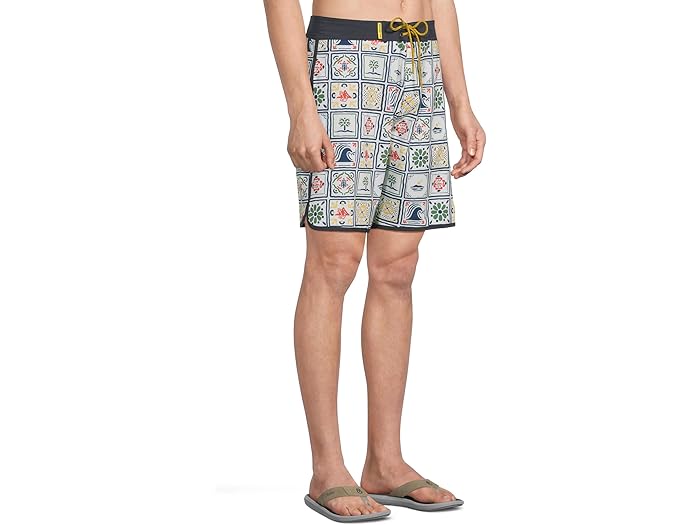 (取寄) クイックシルバー メンズ パシフィコ スカルプ 19 ボードショーツ Quiksilver men Pacifico Scallop 19 Boardshort White