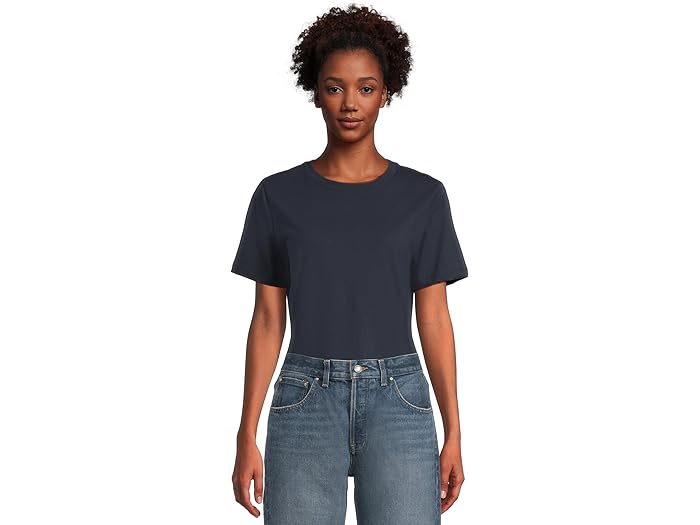 (���) �G���G���r�[�� ���f�B�[�X �V�O�j�`���[ �v���~�A�� �G�b�Z���V���� �V���[�g �X���[�u �e�B�[ L.L.Bean women Signature Premium Essential Short Sleeve Tee Navy