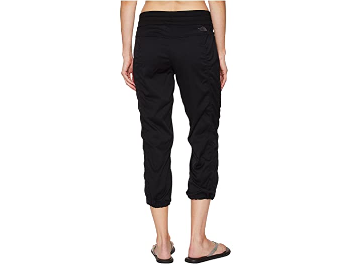 (取寄) ノースフェイス レディース アフロディーテ 2.0 カプリ The North Face women Aphrodite 2.0 Capris TNF Black (Prior Season)