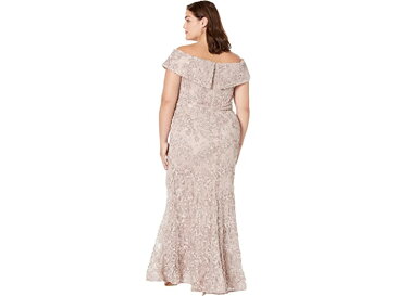 (取寄) エスケイプ レディース プラス サイズ オフショルダー エンブロイダー レース ドレス XSCAPE women Plus Size Off-the-Shoulder Embroidered Lace Dress Taupe