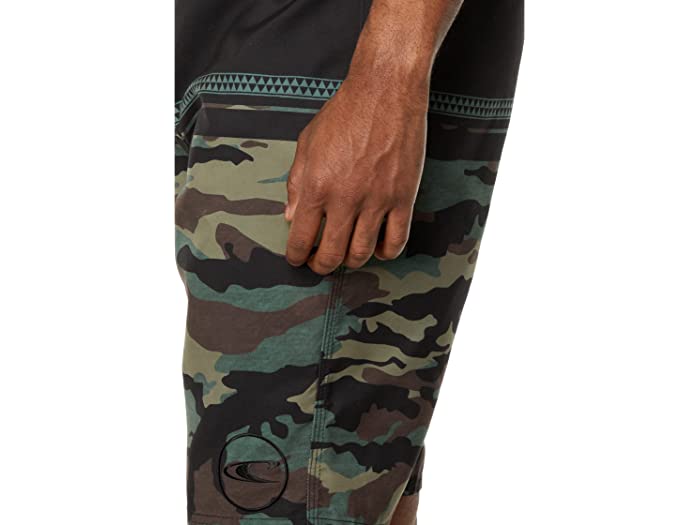 (取寄) オニール メンズ サンタ クルス プリンテッド ボードショーツ O'Neill men Santa Cruz Printed Boardshorts Camo 5