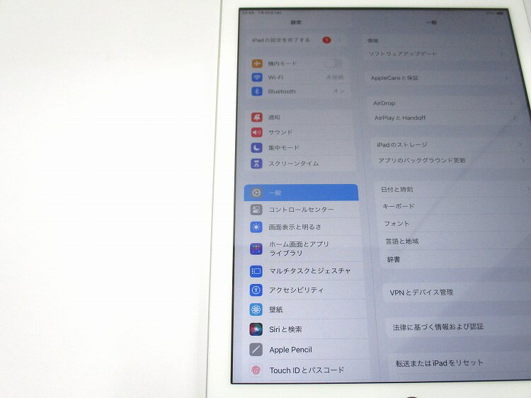 送料無料 中古 Apple iPad 第6世代 32GB MR7G2J/A Wi-Fi シルバー 181695 181695