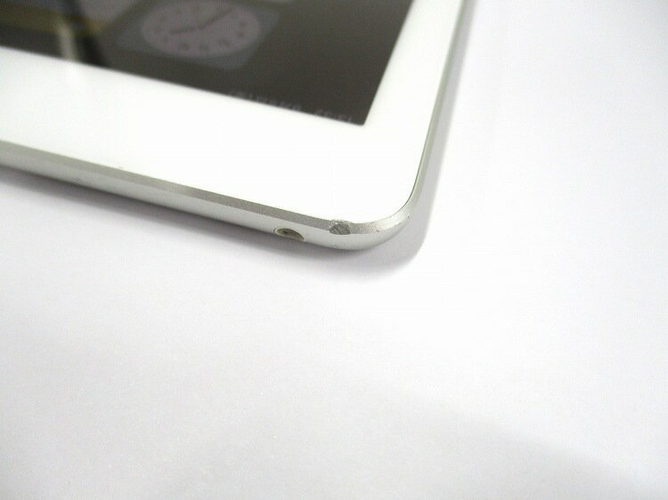 送料無料 中古 Apple iPad 第6世代 32GB MR7G2J/A Wi-Fi シルバー 181717 181717