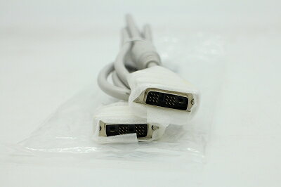 【未使用】【DVIケーブル】【長さ 1.5メートル】【白色】 DVIディスプレイケーブル (1910008)