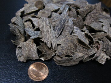 【台湾輸出用ベトナム産最高級人工栽培沈香 10g量り売り 沈水香木】香木 沈香 お香 原木 焼香 香道 シャム沈香 羅国 東洋 越南 天然 沈香のお香 聞香 お寺様 寺院様 アロマ お線香 線香 伽羅 奇楠 白檀 多種香 刻み 笹をお探しの方も 初盆 お盆 法事 法要 護摩 供養