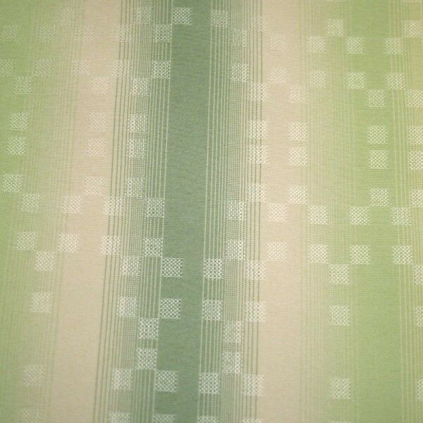 着物 洗える仕立て上がり小紋 （袷 グリーン系 縦縞柄 Mサイズ）日本製生地　着物 女性 レディース 和装 和服 きもの 春 秋 冬 カジュアル 小粋 普段着