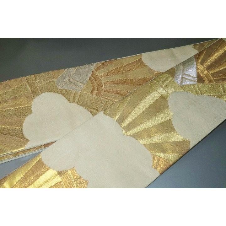 男角帯 本絹西陣織 К白地金襴に雲居に源氏車の図 高貴な帯に如何でしょうか 別誂え