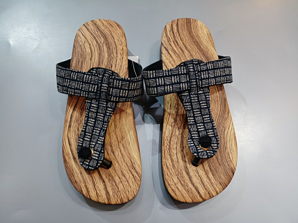 下駄サンダル 26.0cm К黒地に白の算木崩し