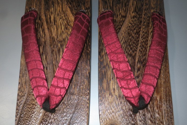 男性焼き桐下駄M〜Lサイズ25.5cm К臙脂色の石垣文様 大人柄