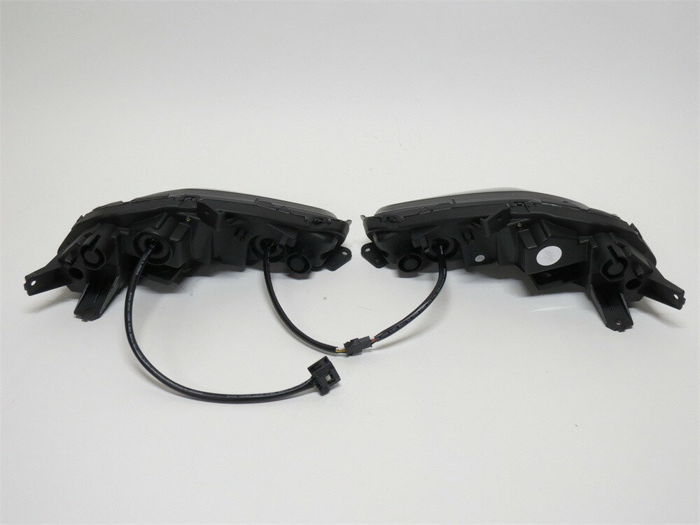 XMAX x-max xmax 2023 �ʹ� ���� 8bk-sg70j �������� LED�ơ��� ή�쥿���ץ����󥫡���¢