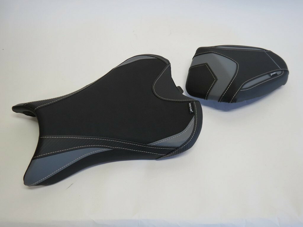 TRIUMPH用 STREET TRIPLE 765 S / R / RS 2020-2022 カスタム フロント& リア シート 10mm アップ 灰