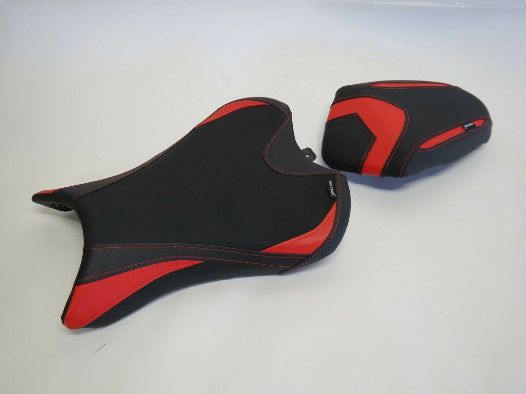 TRIUMPH用 STREET TRIPLE 765 S / R / RS 2020-2022 カスタム フロント& リア シート 10mm アップ 赤