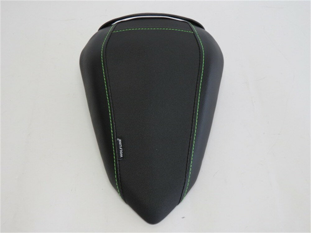 Ninja500 ニンジャ 500 2024 以降 Z500 2024 以降 リアシート カスタム 黒B