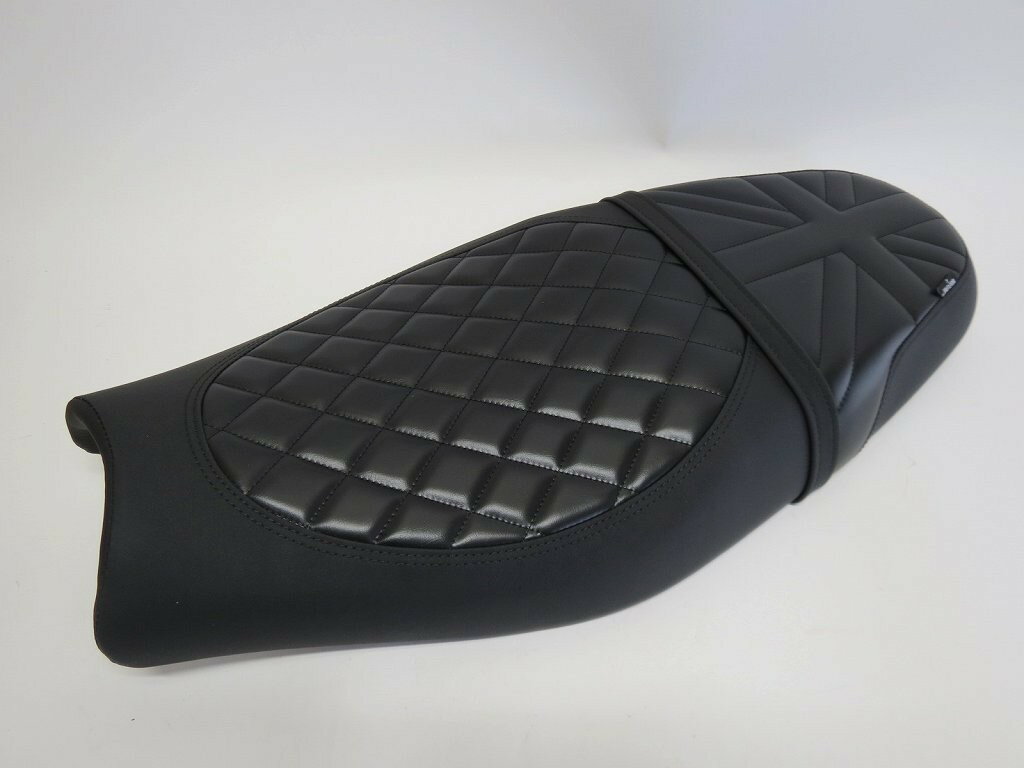 StreetTwin ストリートツイン 2016-2022 SpeedTwin900 2023 以降 ローダウン 本体あり シート ダイヤモンドA 黒