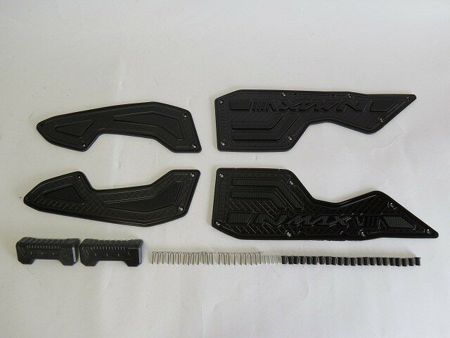 NMAX nmax125/155 n-max V3 2025 以降 CNC アルミ ステップボード スリップ防止機能付き B 黒