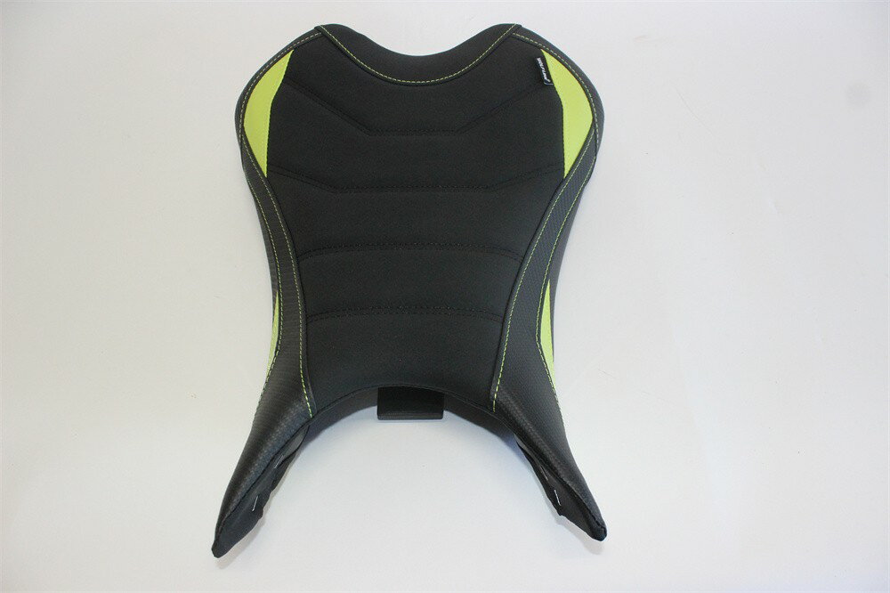 TRIUMPH用 STREET TRIPLE 765 S / R / RS 2023 以降 本体ありフロントシート ストライプ 緑