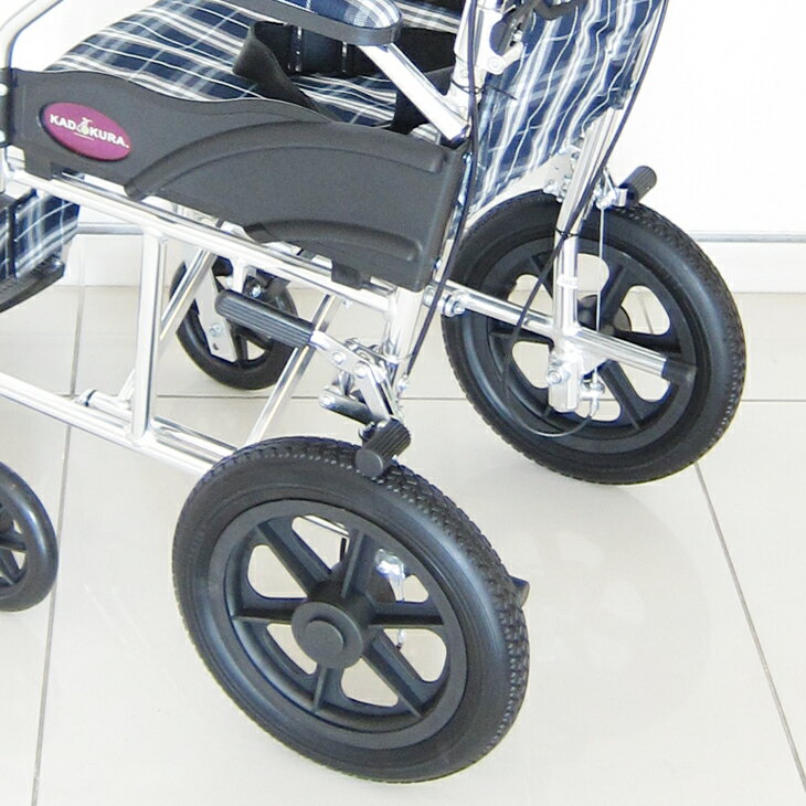 純正部品クラウド用リアホイールタイヤ(ブラック)カドクラ車椅子専用品