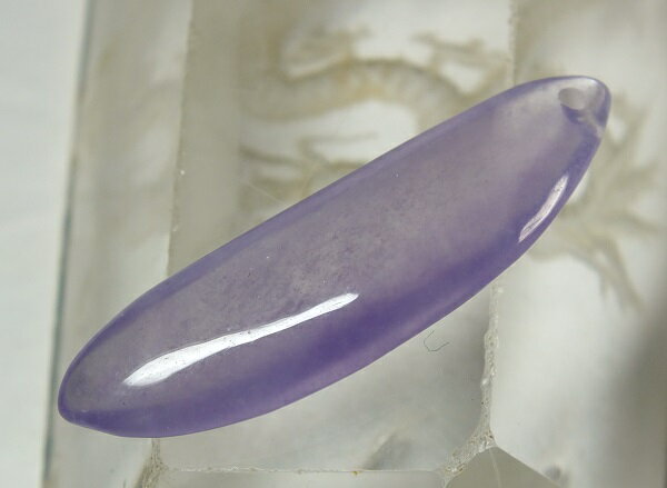 ■龍香堂■☆ミャンマーラベンダー氷種翡翠（アイスジェダイト）トップ34mm（v43）