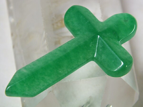 ■龍香堂■☆ミャンマー氷種翡翠（アイスジェダイト）十字架トップ45mm（j4）