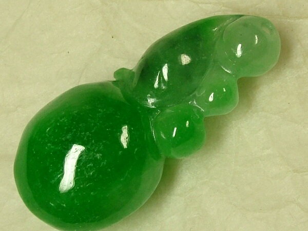 ■龍香堂■☆ミャンマー氷種翡翠（アイスジェダイト）トップ「瓢箪」40mm