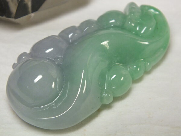 ■龍香堂■☆ミャンマー翡翠（ひすい）トップ宝珠51mm（k68）