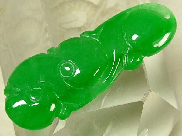 ■龍香堂■☆ミャンマー氷種翡翠（アイスジェダイト）トップ「如意」40mm（v23）