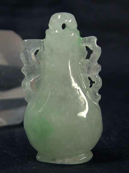 ■龍香堂■☆ミャンマー翡翠 耳付瓶トップ（31mm）