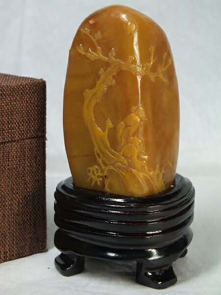 ■龍香堂■☆田黄石 台付置物「長寿梅」70mm（v16）