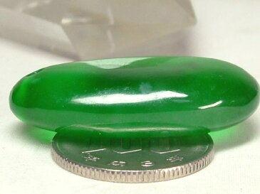 ■龍香堂■☆ミャンマー氷種翡翠勾玉 大珠36mm