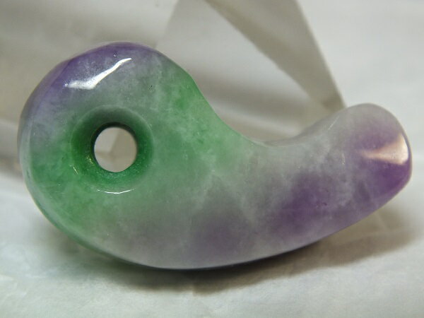 ■龍香堂■☆ミャンマーラベンダー翡翠（ひすい）大勾玉37mm（h66）