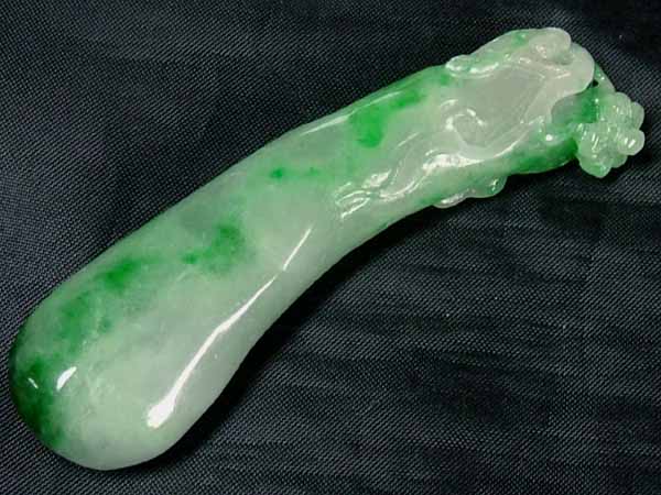 ■龍香堂■☆ミャンマー翡翠（ひすい）トップ「甜瓜」67mm