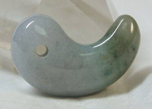 ■龍香堂■☆「国石」糸魚川翡翠(ひすい)勾玉29mm(h73) ■龍香堂■☆「国石」糸魚川翡翠(ひすい)勾玉29mm(h73)