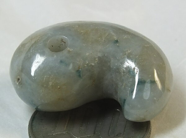 ■龍香堂■☆「国石」糸魚川翡翠（ひすい）勾玉30mm（h77）