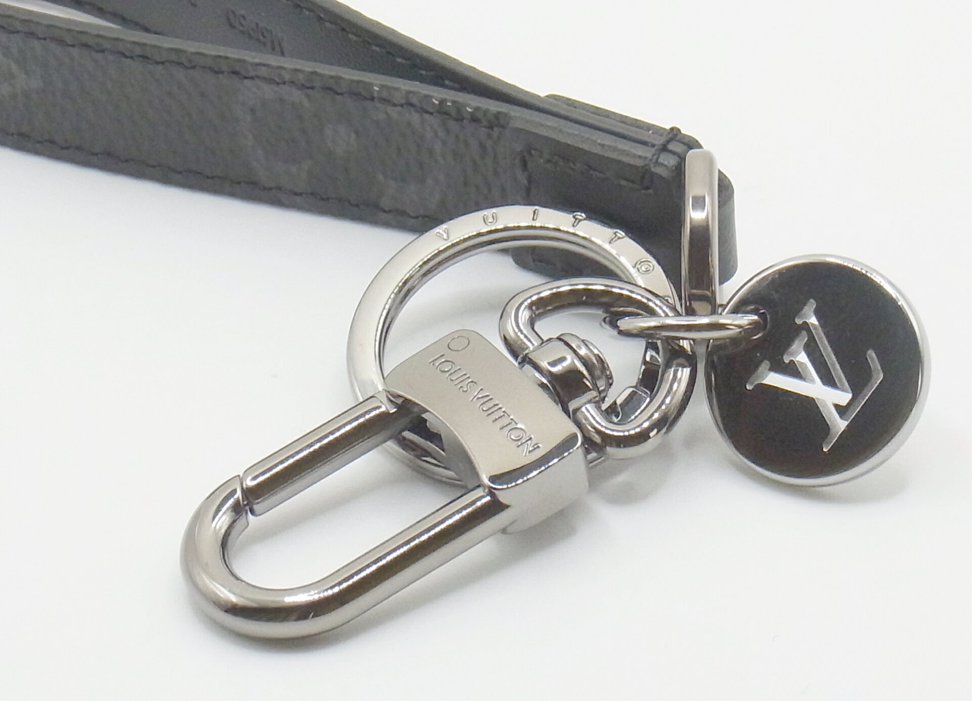 キーフォルダー　ルイビトン　M01298　ドラゴンヌ　鏡面仕上げに傷はありません　ほとんど未使用