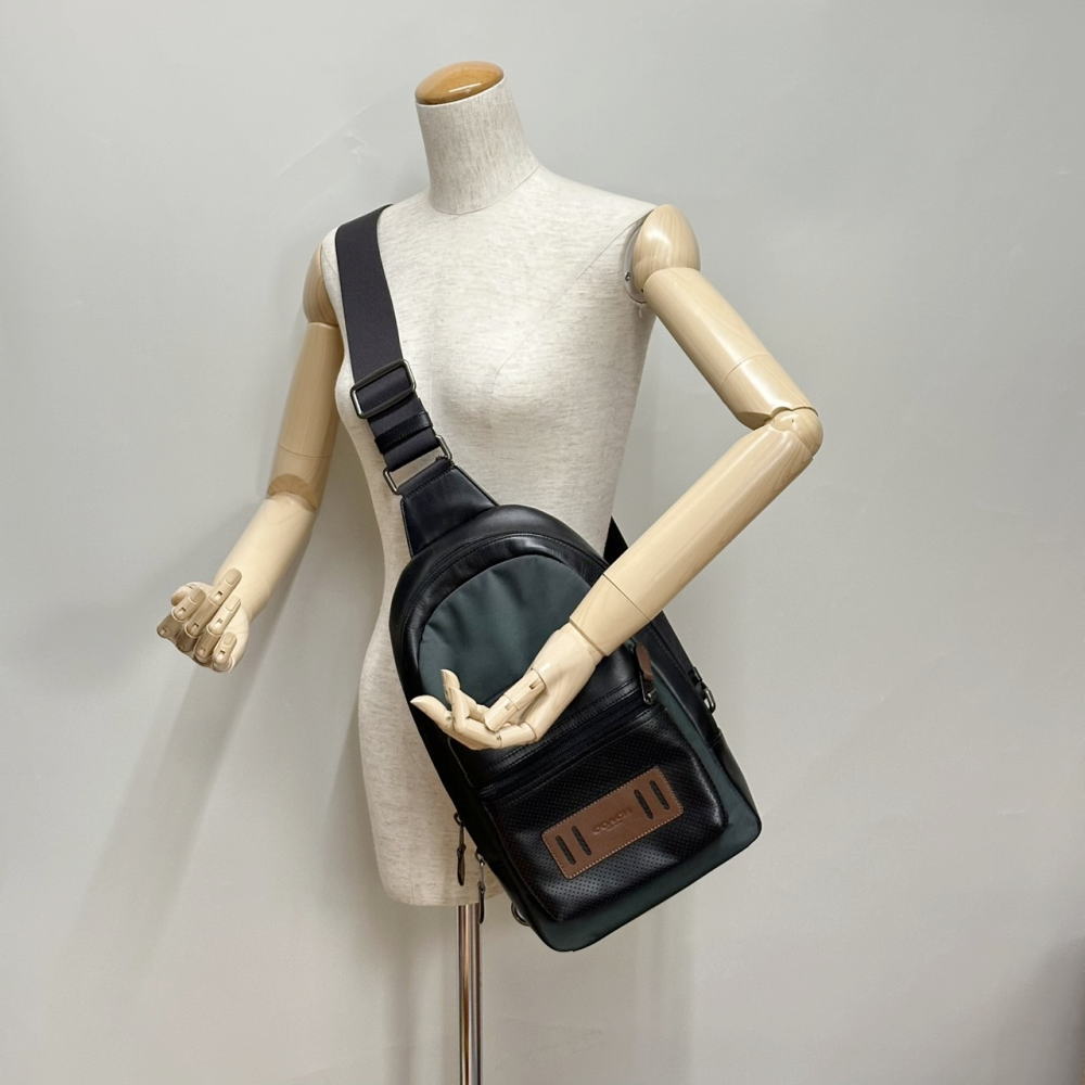 ◆コーチ COACH◆ ボディバッグ/レザー×ナイロン/ブラック×ダークグリーン/F56877 【...