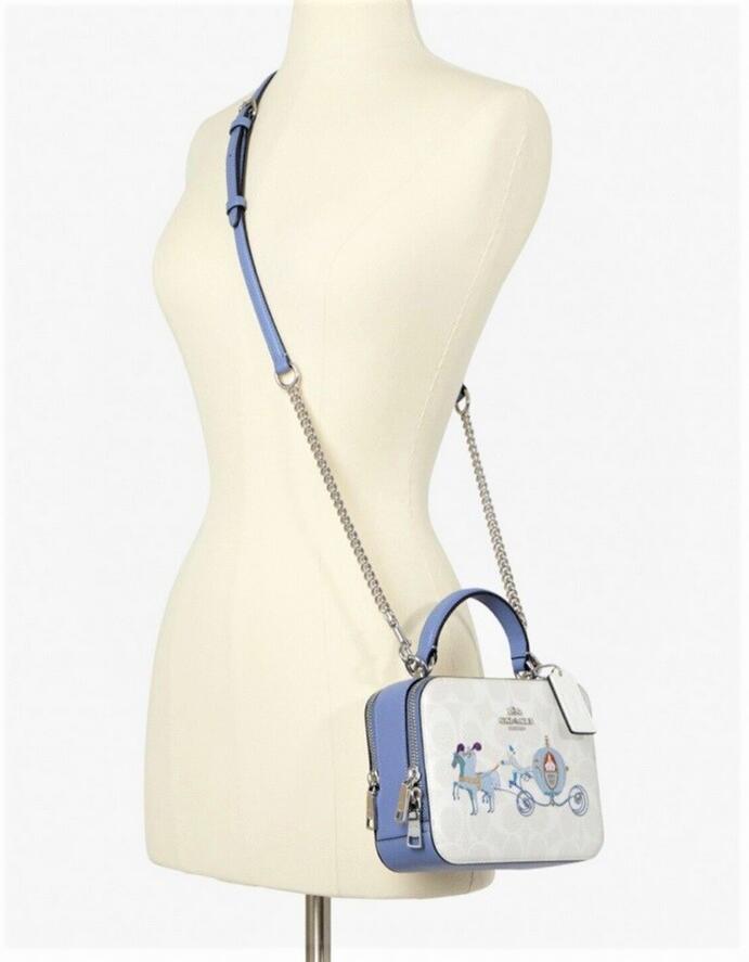 珍しい Coach 21新作 コーチ ディズニー コラボ ボックス クロスボディ シグネチャー キャンバス ウィズ シンデレラ チョーク グレイシャー ホワイト マルチ 国産 Www Caribebay It 珍しい Coach 21新作 コーチ ディズニー コラボ ボックス クロスボディ シグネチャー キャンバス ウィズ シンデレラ チョーク グレイシャー ホワイト マルチ 国産 Www Caribebay It