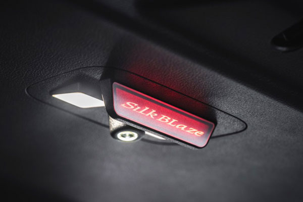 乐天商城 - SilkBlaze SELECT ITEMLEDバックドアランプ40系アルファード/ヴェルファイアAGH40W/AGH45W/TAHA40W/TAHA45W