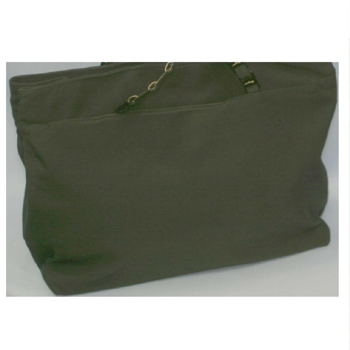 楽天質カラーズ【中古】本物抜群に綺麗フェラガモ女性用34センチ黒キャンバス素材丈夫なロングショルダー　○C8-593-3