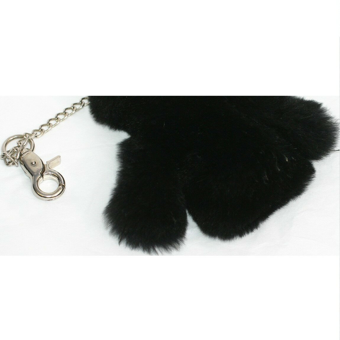 【中古】本物ほぼ新品女性用兎の毛素材黒いコートの形モチーフ4連キーケース兼バッグに取り付けるチャーム サイズW11H11D4,5cm ○C11-368