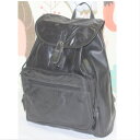 【中古】ほぼ新品黒い合皮素材軽くて使いやすいリュック(バックパック) サイズW27H34D13cm 〇C17-141 保管場所2-33