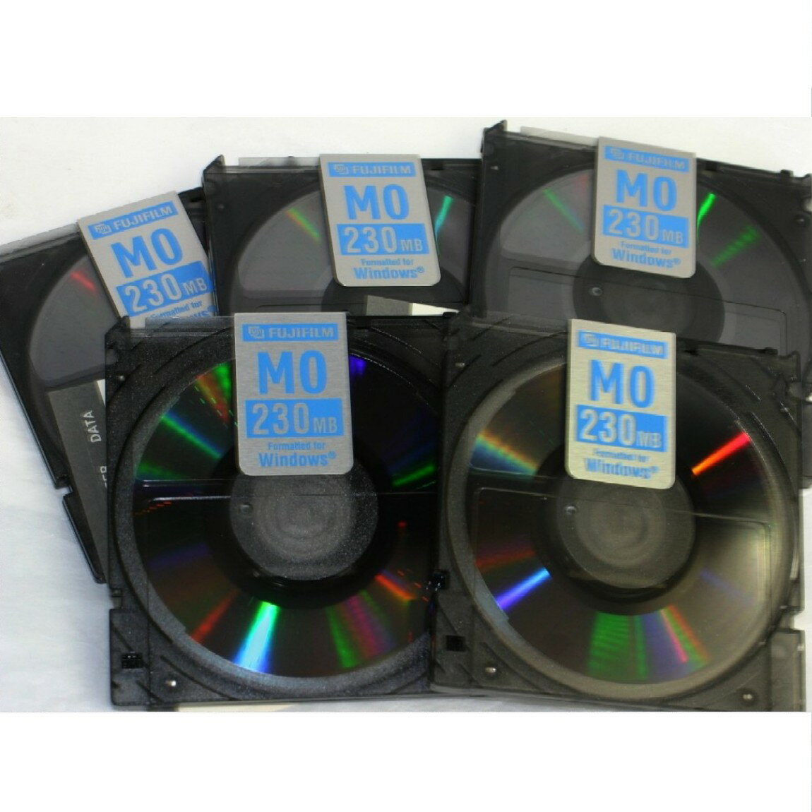 【中古】未使用品フジフィルムのMOドライブ用ディスク230MBの5枚組み ○J13-33-3